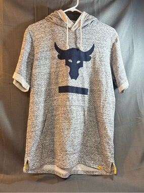 Under Armor short sleeve men’s hoodie ProjectRock charged Terry size medium